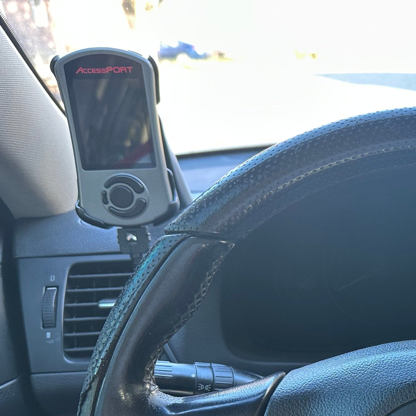 2005-2009 Subaru Legacy/Outback Dash Vent Phone/AP Mount