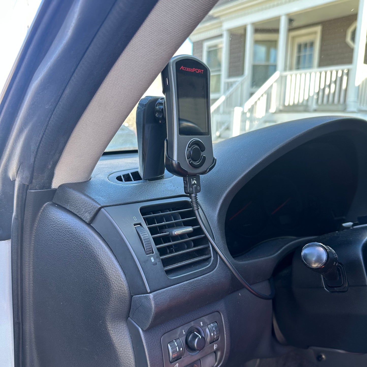 2005-2009 Subaru Legacy/Outback Dash Vent Phone/AP Mount